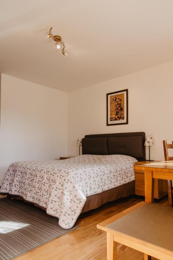 Hotel Les Charmilles De Mormal Landrecies Εξωτερικό φωτογραφία