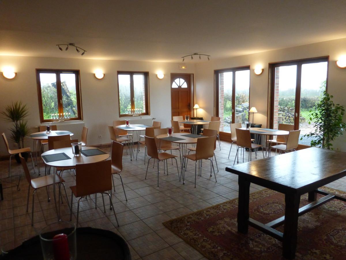 Hotel Les Charmilles De Mormal Landrecies Εξωτερικό φωτογραφία